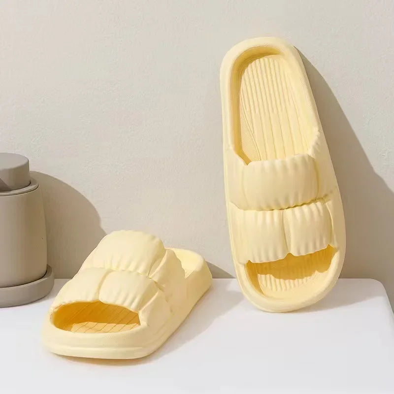 Zapatillas para mujer estilo acolchado